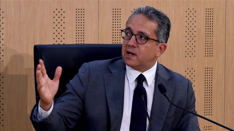 وزير السياحة والآثار