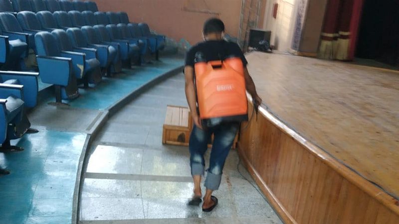 جانب من عمليات التعقيم