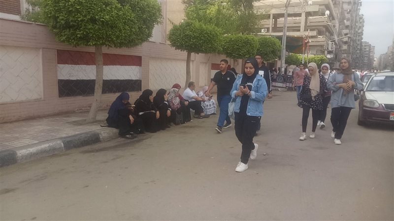 أولياء الأمور أمام