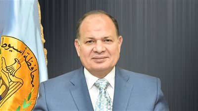 محافظ أسيوط يهنئ رئيس الجمهورية بالذكرى السبعين لثورة 23 يوليو 