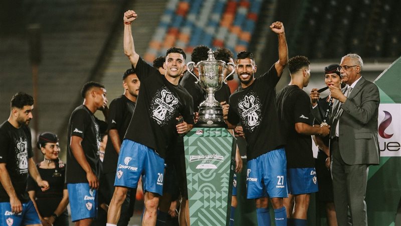 أشرف بن شرقي بجوار