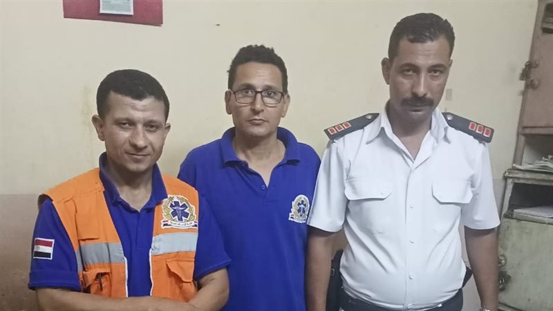 رياض فوزي والسائق