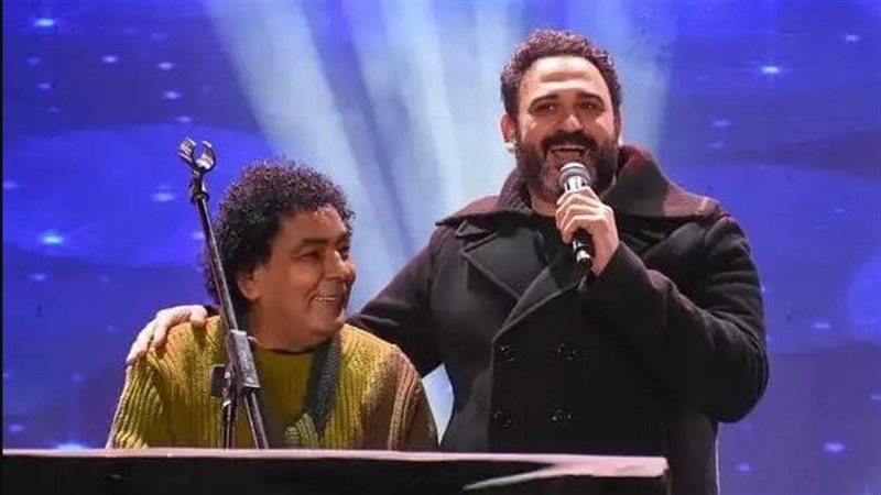 اكرم حسني ومحمد منير