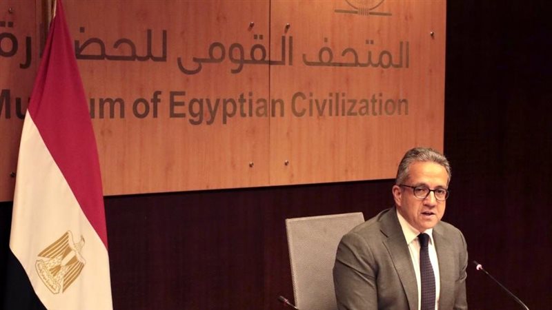 الدكتور خالد العناني