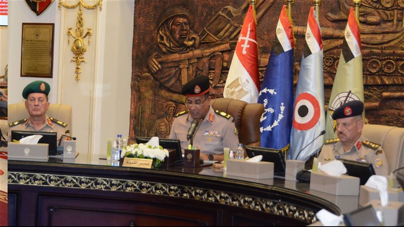 قبول دفعة جديدة بالكليات