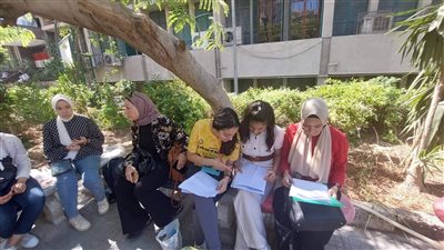 في أول يوم.. طلاب الثانوية يستعدون لامتحان القدرات بإعلام القاهرة | فيديو وصور 