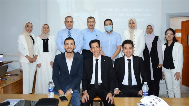 فريق الطلاب 