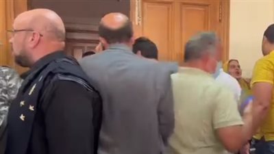 بعد حبسه سنة مع الشغل.. محامي متهم برشوة وزارة الصحة: قضى مدة العقوبة تقريبا