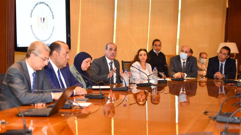الهجرة تناقش محاور