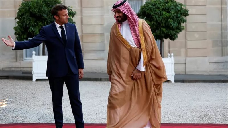 محمد بن سلمان وماكرون