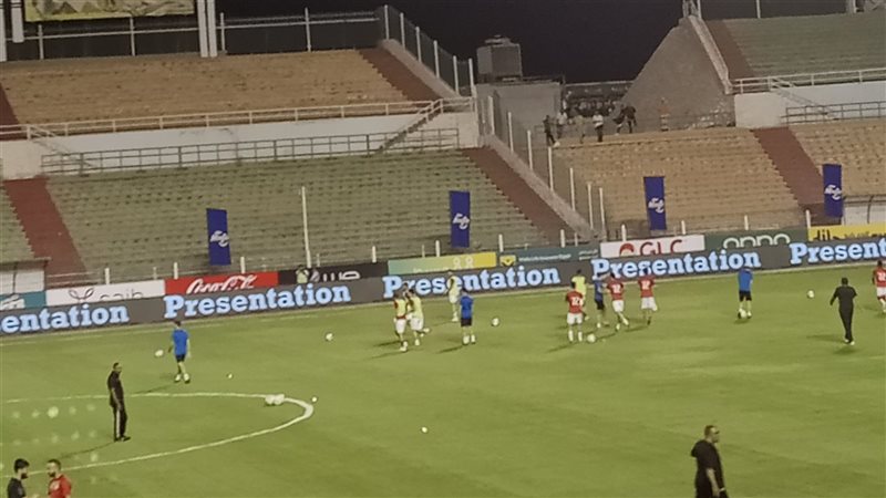 لاعبو الأهلي