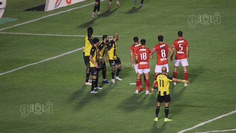 الأهلى والمقاولون
