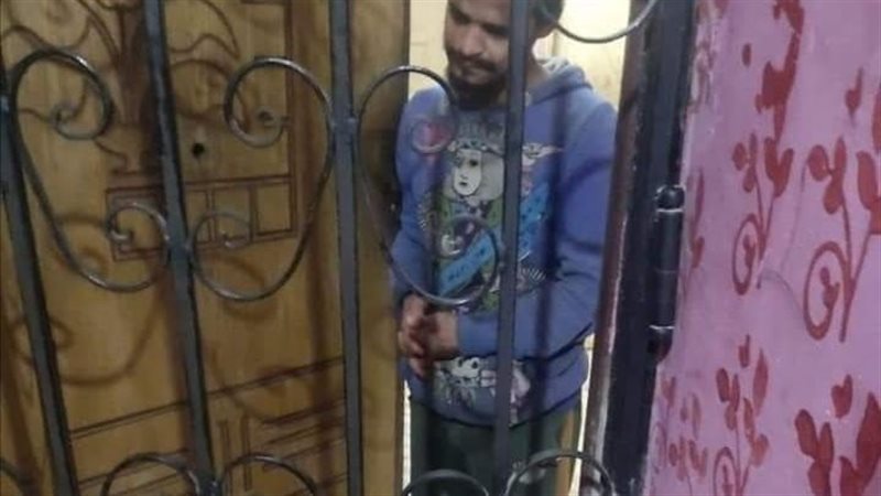 شاب كفيف 