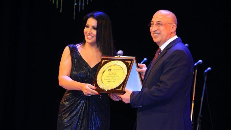 تكريم سمية الخشاب