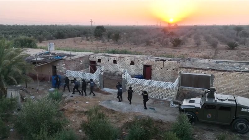 مداهمة 