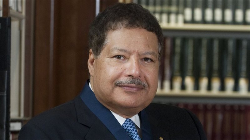 العالم الراحل أحمد