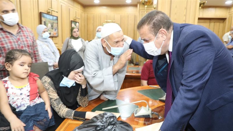 محافظ المنوفية خلال