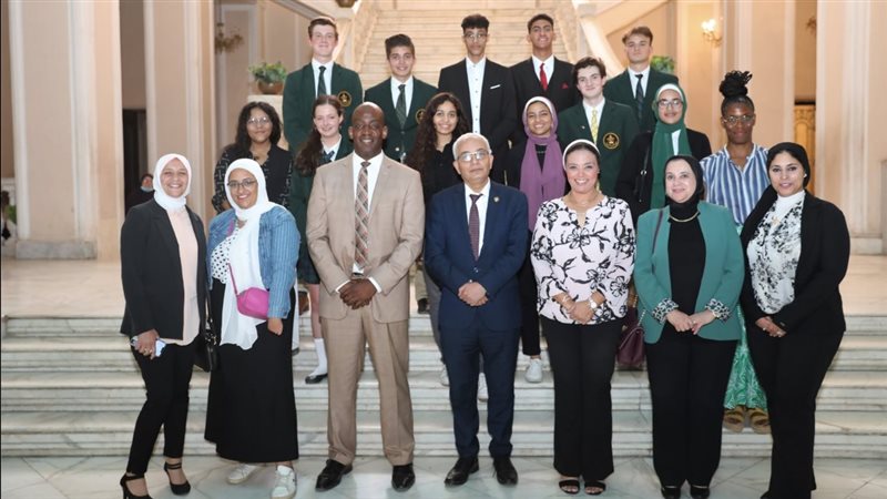 زيارة الطلاب الأمريكيين