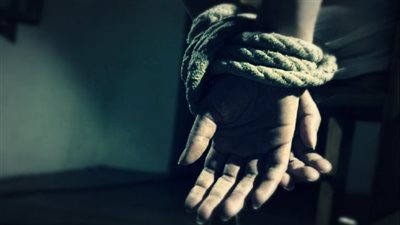تحقيقات موسعة في خطف سائق لفتاة ومحاولة اغتصابها بمدينة نصر 