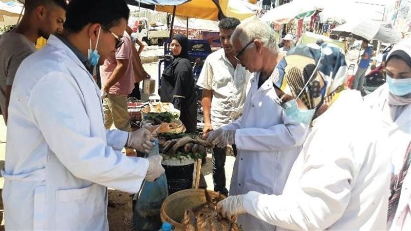 أسماك ولحوم فاسدة