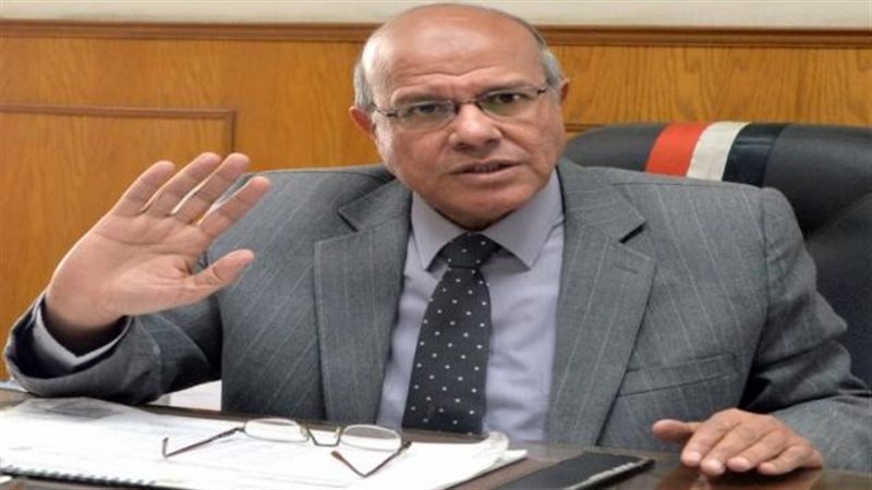 الدكتور أحمد عبد